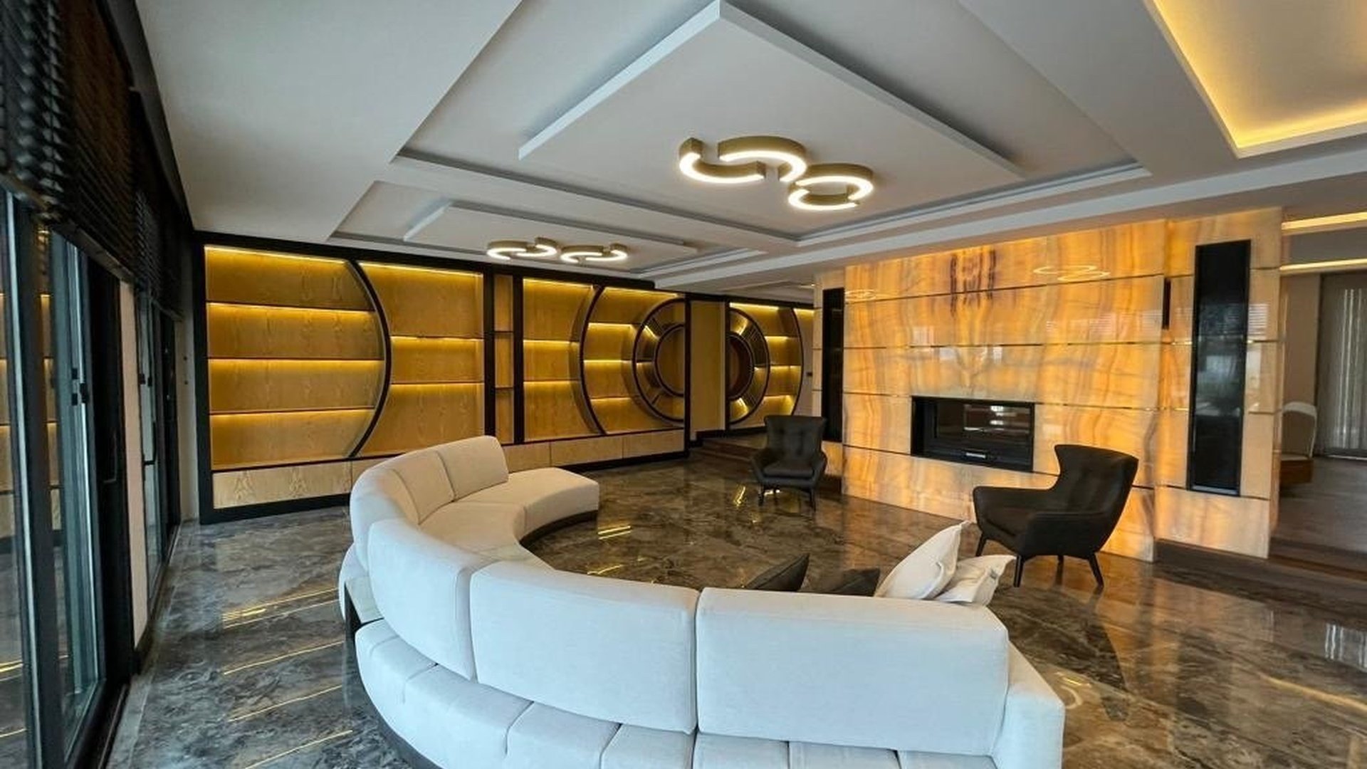 A.ş Evi̇